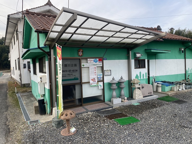 新年あけましておめでとうございます。本年もよろしくお願いいたします。